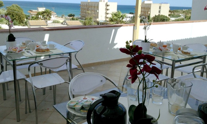 Noto Marina Bed & Breakfast | B&B Due Passi Dal Mare