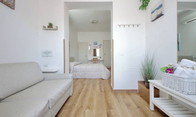 Isola Sacra Bed & Breakfast | B&B Felicioni