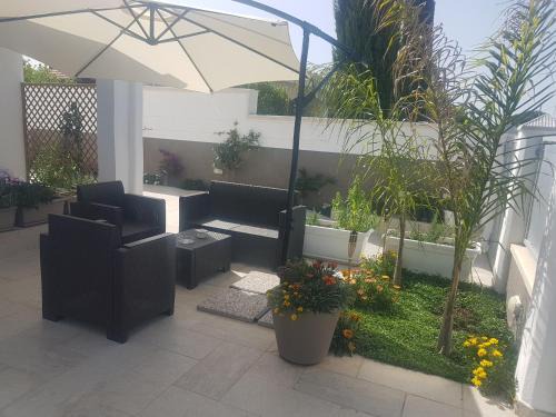 Sant'Isidoro Bed & Breakfast | B&B villa brezza marina