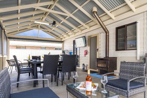 Lancelin House | Back Beach In - Coastal Comfort at its best.