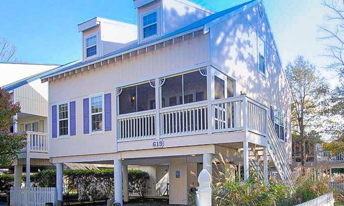 Bethany Beach House | Bahamas Beach Cottages house w/private washer and dryer & WiFi - close to beach