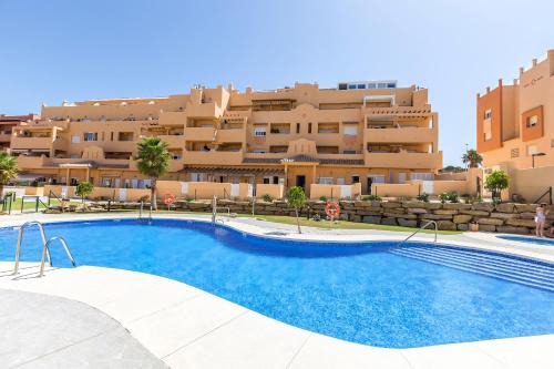 Tarifa Apartment | Bajo con Jardin y Piscina cerca de la Playa Dos Dormitorios