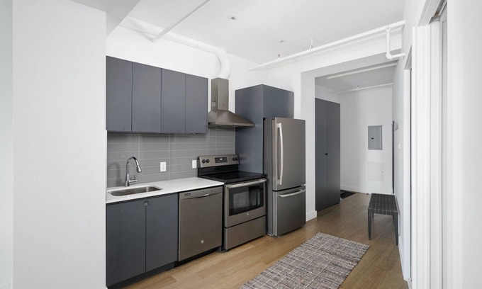 Chinatown Apartment | Bakan - Palais des Congres
