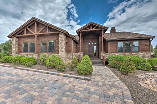 Torreon House | Balcony and Grill Updated Show Low Townhome!