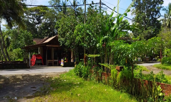 Borobudur Hotel | Balkondes Griya Perpil