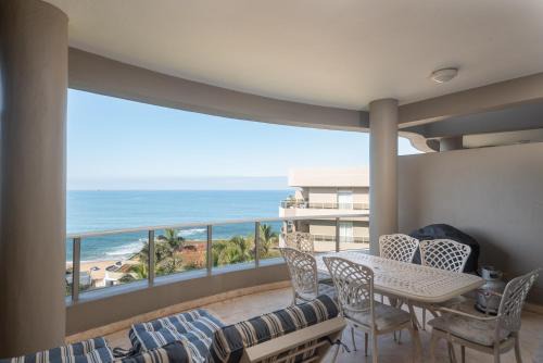 Ballito Apartment | Ballito Manor View 503 - With Generator