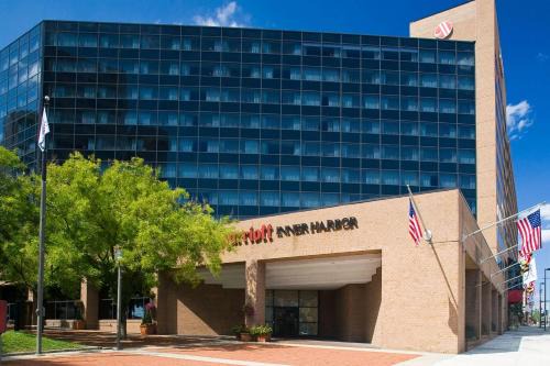 Downtown West Hotel | Baltimore Marriott Inner Harbor at Camden Yards