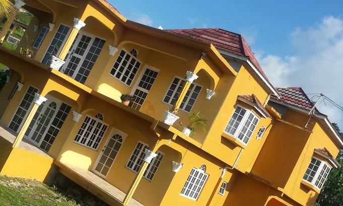 Bamboo Hotel | BamBoo Breeze Inn