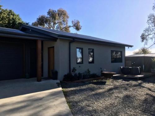 Jindabyne House | Banjo's Rest