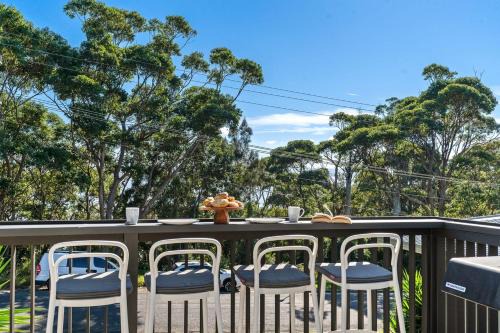 Mollymook Beach House | Bannisters Retreat - coastal haven near beaches
