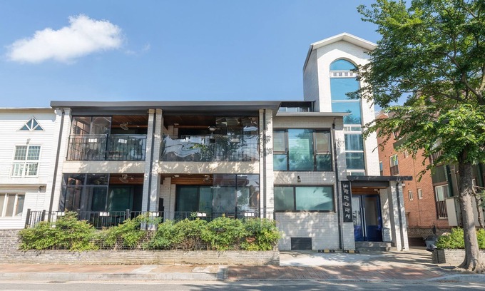 Boryeong House | Barammak-i Pension, Muchangpo, Boryeong
