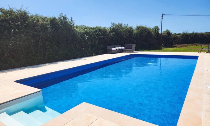 Port-Eynon Apartment | Bay View - 1 Bed Suite - Ocean Breeze - Port Eynon