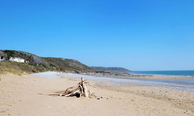 Port-Eynon Apartment | Bay View - 1 Bed Suite - Ocean Breeze
