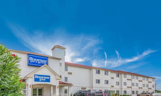 Lakeview  Jefferson County Hotel | Baymont by Wyndham Port Arthur