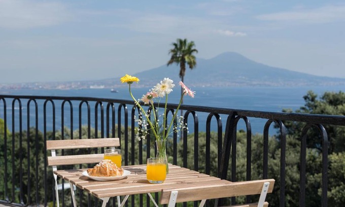 Posillipo Apartment | BayView Posillipo, modern, spacious, kids-friendly, stunning view