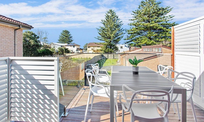 Werri Beach Apartment | beach breezeweli beach