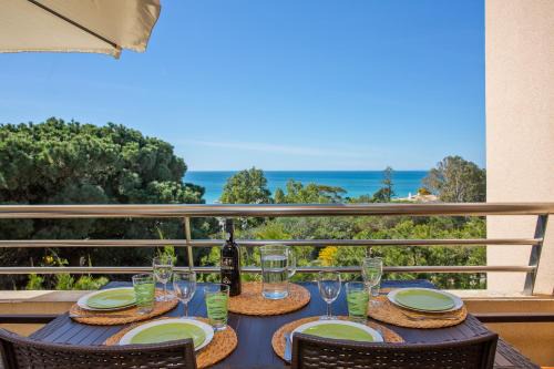 Areias de Sao Joao Apartment | Beach front apartment Barracuda Albufeira