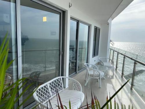 El Cabrero Apartment | Beach Front luxury apartment