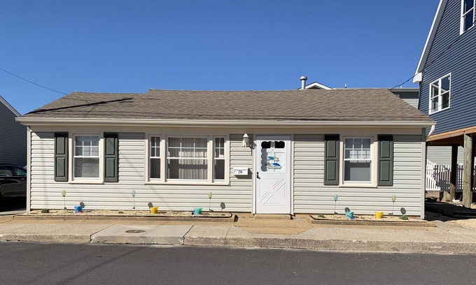 Dover Beaches North House | Beach House in Lavallette NJ
