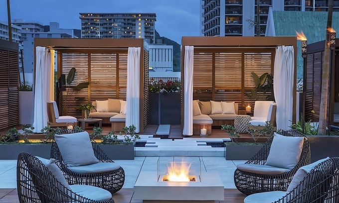 Waikiki Resort | Beach is Calling! Ocean View, 2 On-site Restaurants, 2 Pools, Pets Allowed