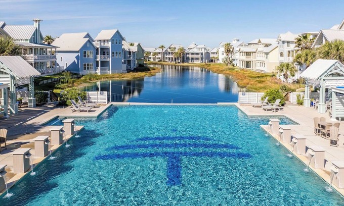 Cinnamon Shore Apartment | Beach Nest TC 6204