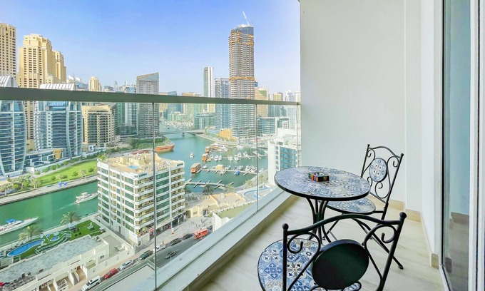 Dubai Marina Apartment | Beach View 2BR Ultra-luxurious Apt- 1504