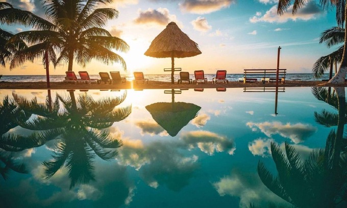 Hopkins Resort | Beach Views Villa w/Full Kitchen & Private Balconies