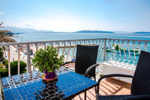 Kastela Apartment | Beachfront Apartments Don