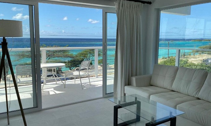 Savaneta Apartment | Beachfront Bella Horizonte 7