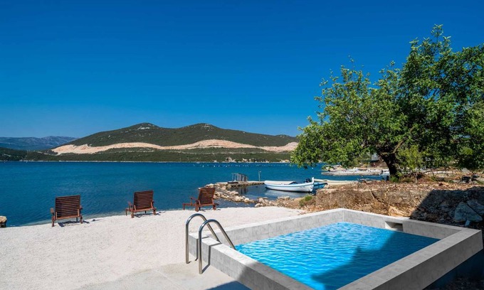 Putnikovic Villa | Beachfront Villa Olive Mill
