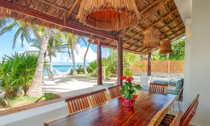 Akumal Villa | Beachfront villa perfect for a family in the gated community of South Akumal.