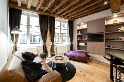 Old Lyon Apartment | Beau bijou au cœur du Vieux Lyon AIL
