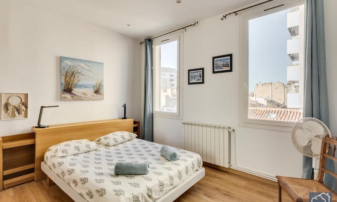 Notre-Dame du Mont Apartment | Beau T2 renovated coeur de ville - COURS JULIENCASTELLANE - Air Rental