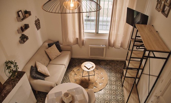 Beaucaire Apartment | Beaucaire cocoon 2/quais/cité médiévale/nature