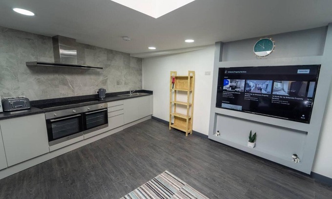 Birmingham Apartment | Beautiful 1-bed Studio in Birmingham