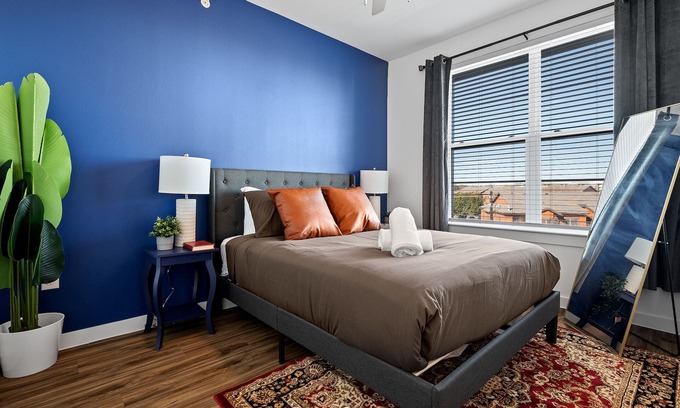 Riverside Apartment | Beautiful 1BR in Riverside 2476
