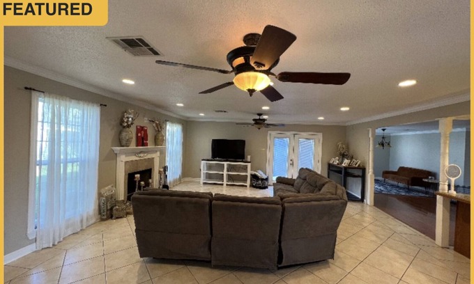 Gentilly Woods House | Beautiful 2,100 SQFT home located in a quiet family friendly neighborhood.