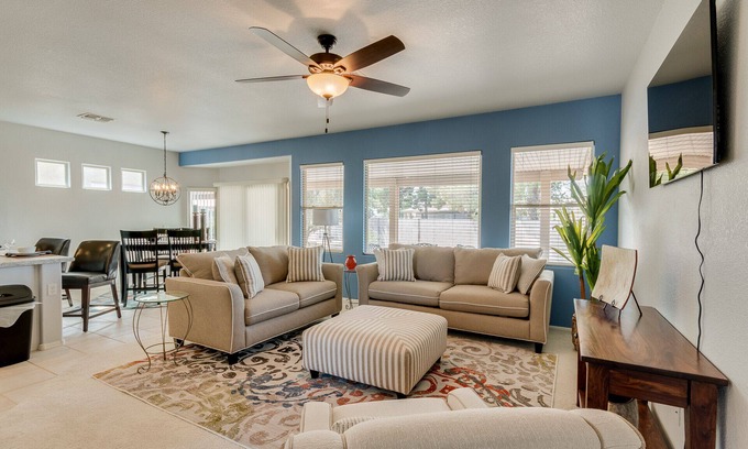 Springfield House | Beautiful 2/2 in Springfield Chandler 55+community 30 night min