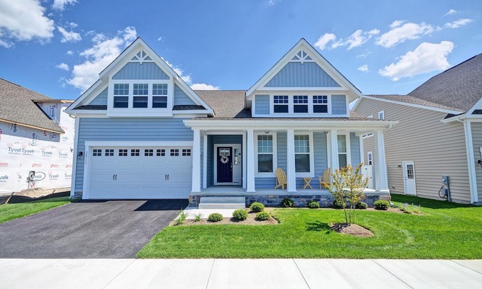 Frankford House | Beautiful 5 bedroom 3.5 bath home in Millville by the Sea Community