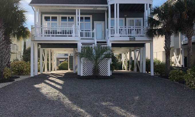 Ocean Isle Beach House | Beautiful 5BR Newer Home Near Family Beach with Pool Access