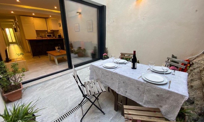 Caldes d'Estrac Apartment | Beautiful apartment 5 minutes walk to the beach
