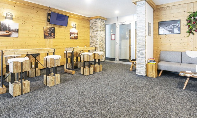 Riddes Apartment | Beautiful apartment for 8 guests with WIFI, TV, terrace and pets allowed