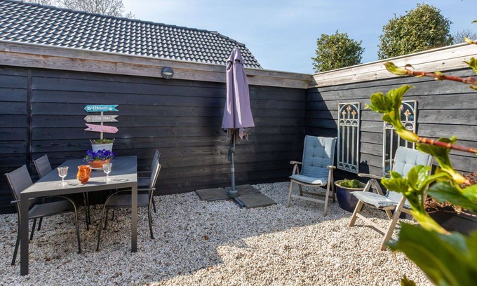 Vlissingen Apartment | Beautiful apartment for 2 guests with WIFI, TV and pets allowed