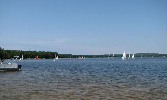 Pentwater House | Beautiful Bass Lake in Pentwater