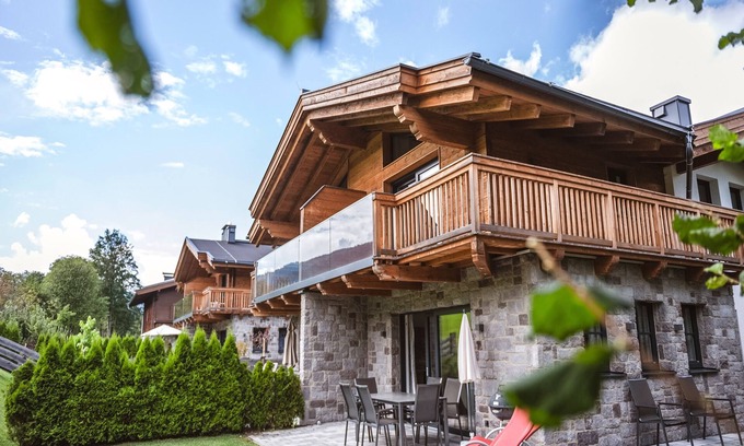 Leogang Ski Chalet | Beautiful chalet with private sauna and views