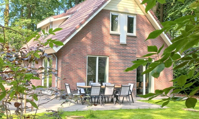 Garderen House | Beautiful detached bungalow for 8 people in Garderen on the beautiful Veluwe