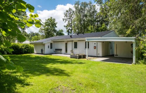 Helberskov Strand House | Beautiful Home In Hadsund With Sauna