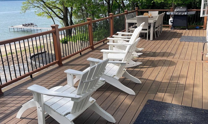 Elk Rapids House | Beautiful home on the shores of East Grand Traverse Bay, Michigan.