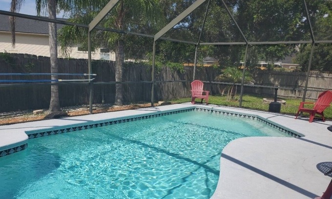 Golden Glades - The Woods House | Beautiful Home! Private pool! Close to the beach
