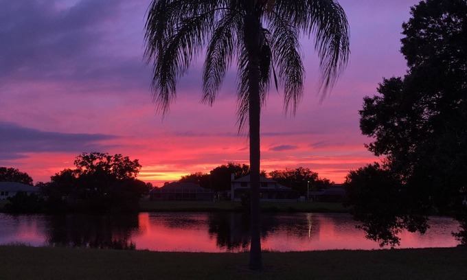 Venice Condo | Beautiful Lake Front Condo